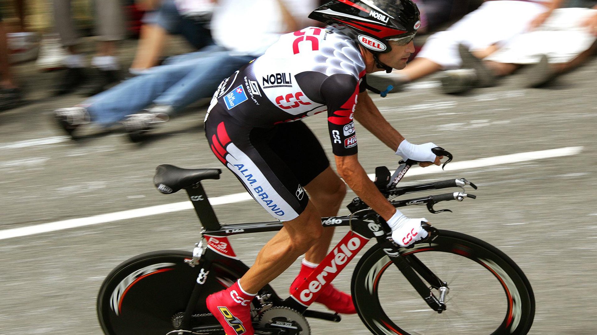 开云体育-【马克·塞尔比】铁壁防守：从基础到高端的战术细节，马克塞尔比练球视频